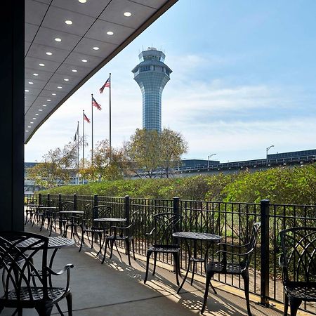 Hilton Chicago O'Hare Airport Hotel Rosemont Bagian luar foto